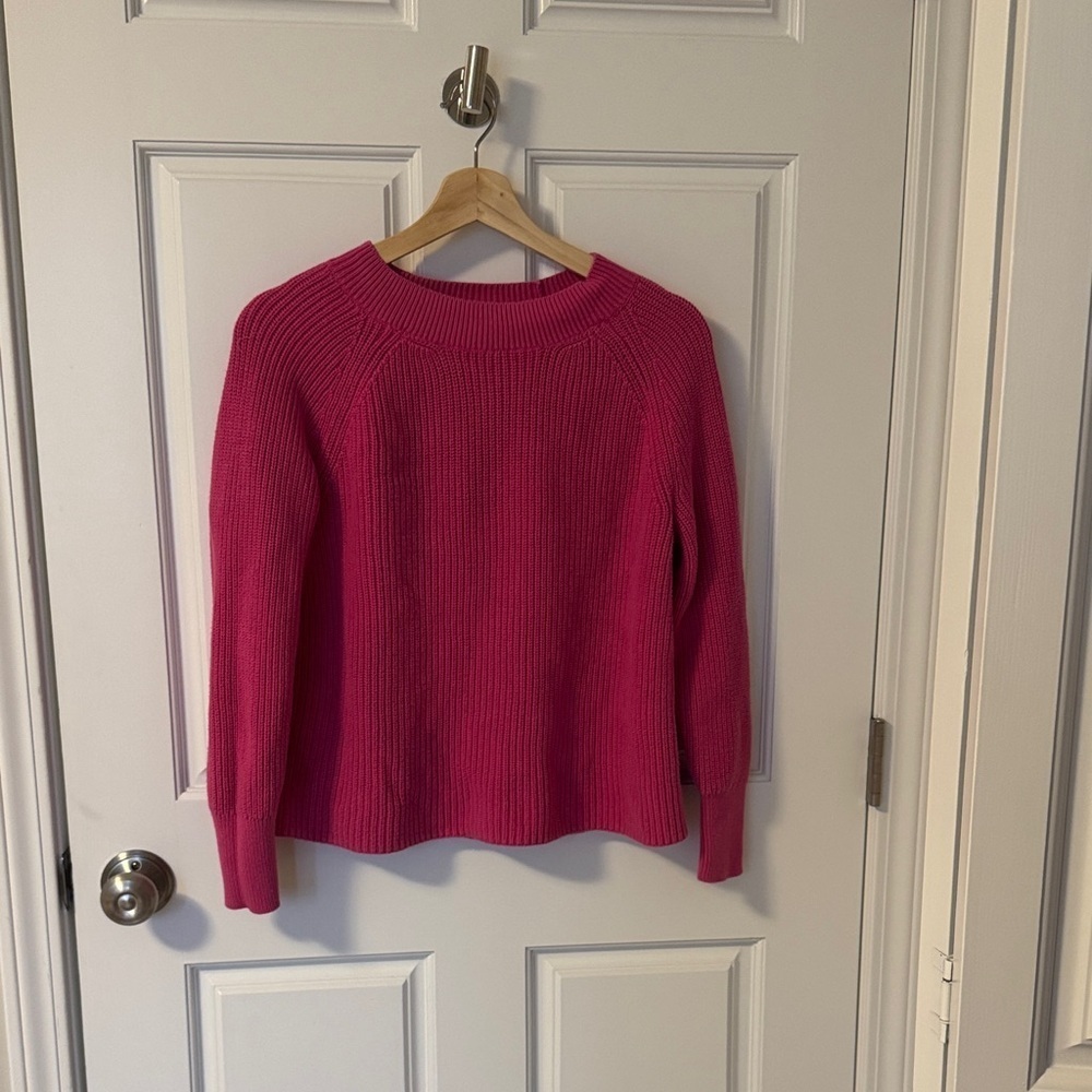 Banana Republic Pink Crew Neck Sweater